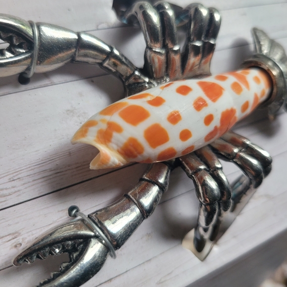 New in box Tommy Bahama lobster sea shell bottle stopper - Picture 6 of 7